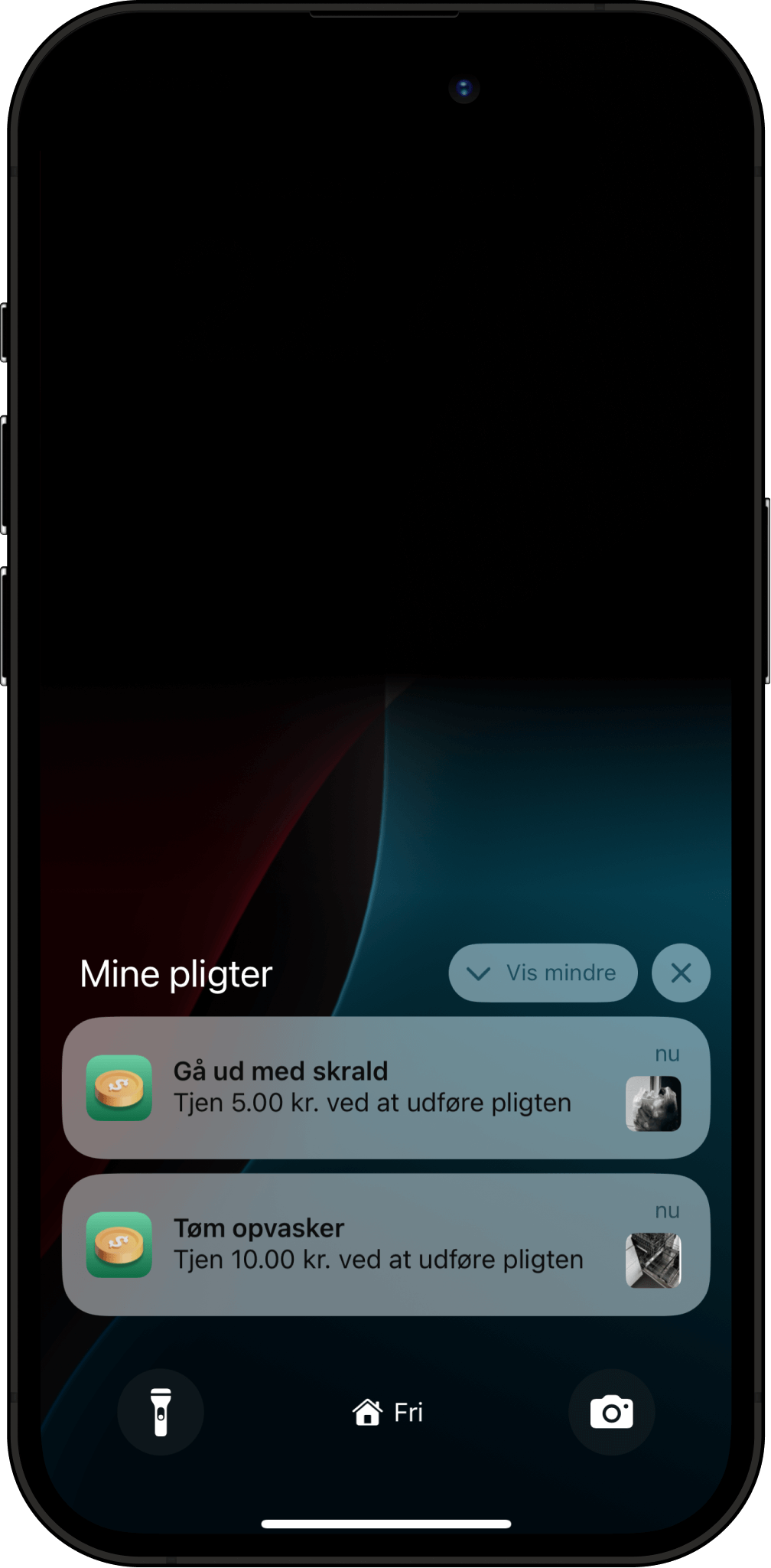 Få notifikationer når det er tid til at udføre dine planlagte pligter Planlagte pligter med notifikationer – visning af daglige påmindelser om huslige pligter som “Tøm opvasker” og “Gå ud med skrald” i Mine Pligter appen.